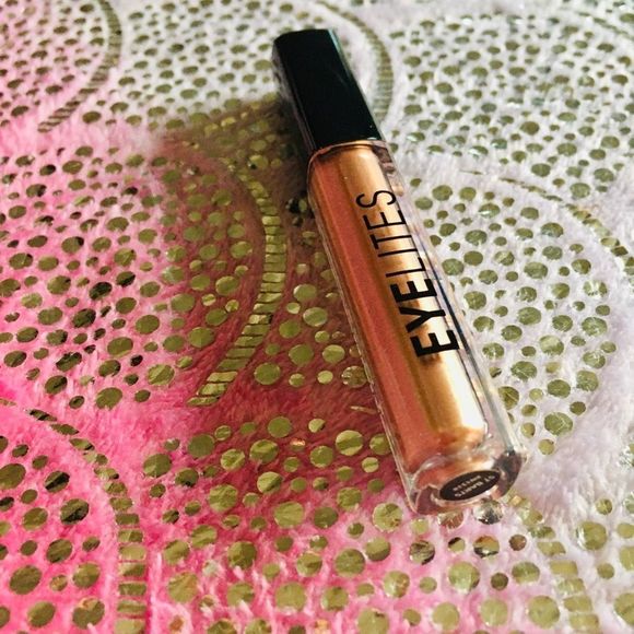 EyeLites Model Co St Barts Metallic Eyeshadow - Picture 5 of 7